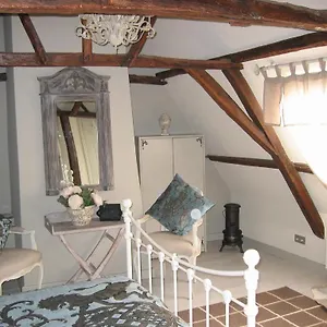 bb-russell-house.bruges-hotels.info/